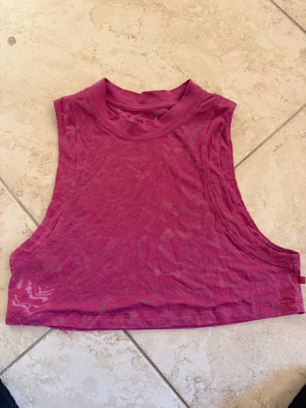 lululemon athletica Magenta Sleeveless Crop Tank